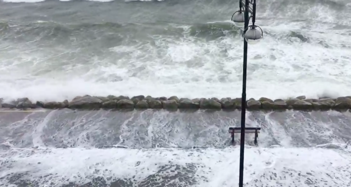 Promenada na Salthill zamknięta