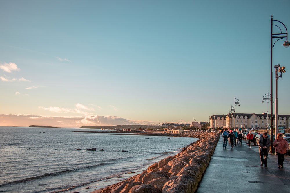 Niedzielny market na Salthill