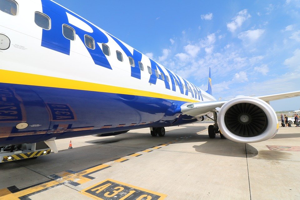 Ryanair wstrzymuje zwroty pieniędzy za anulowane loty
