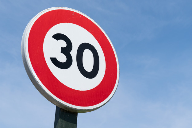 Ograniczenie prędkości do 30km/h w całym mieście