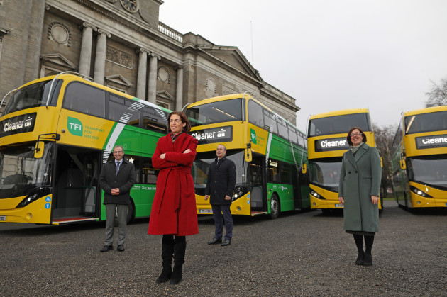 Nowe, hybrydowe autobusy na ulicach Dublina i Galway